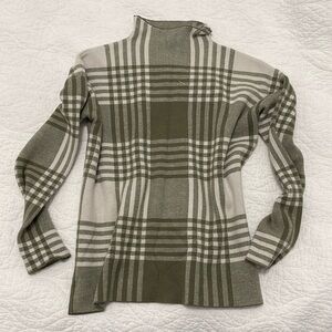 Olive Plaid Turtleneck Sweater - Women